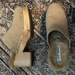 Steve Madden Faux Fur clogs